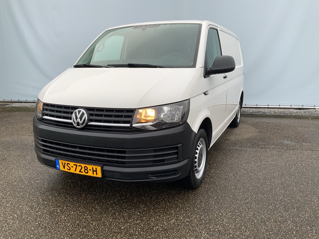 37007596-0.jpg