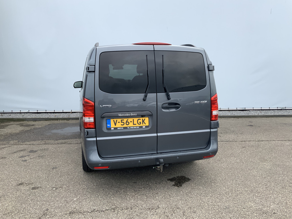 43994408-1.jpg