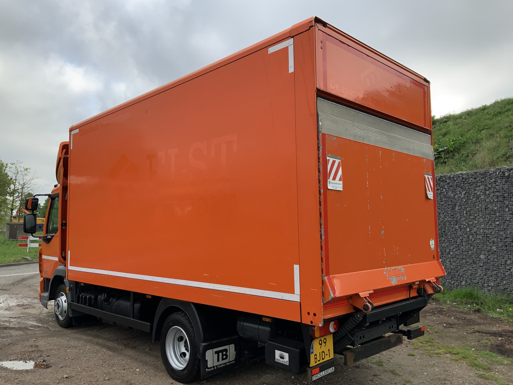 44713784-2.jpg