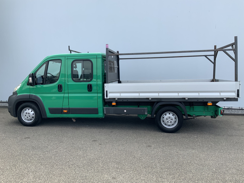 44713886-3.jpg