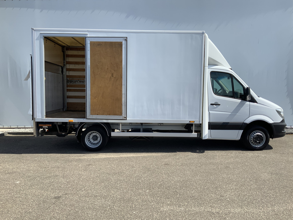 45158853-4.jpg