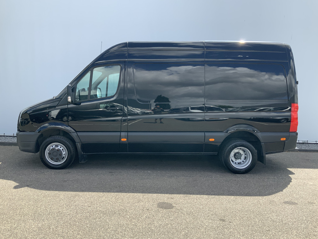 45401359-17.jpg
