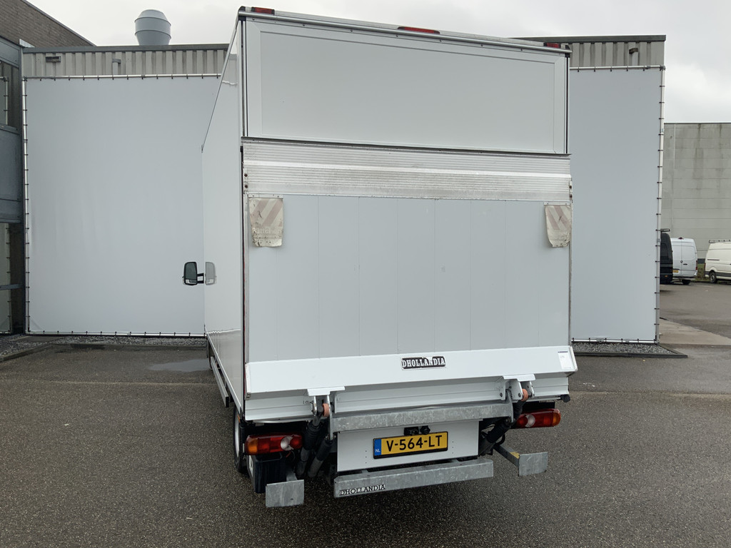 46628137-1.jpg