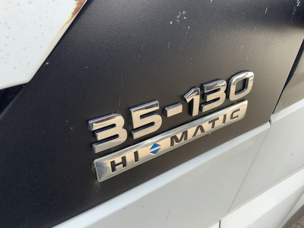 46691540-14.jpg