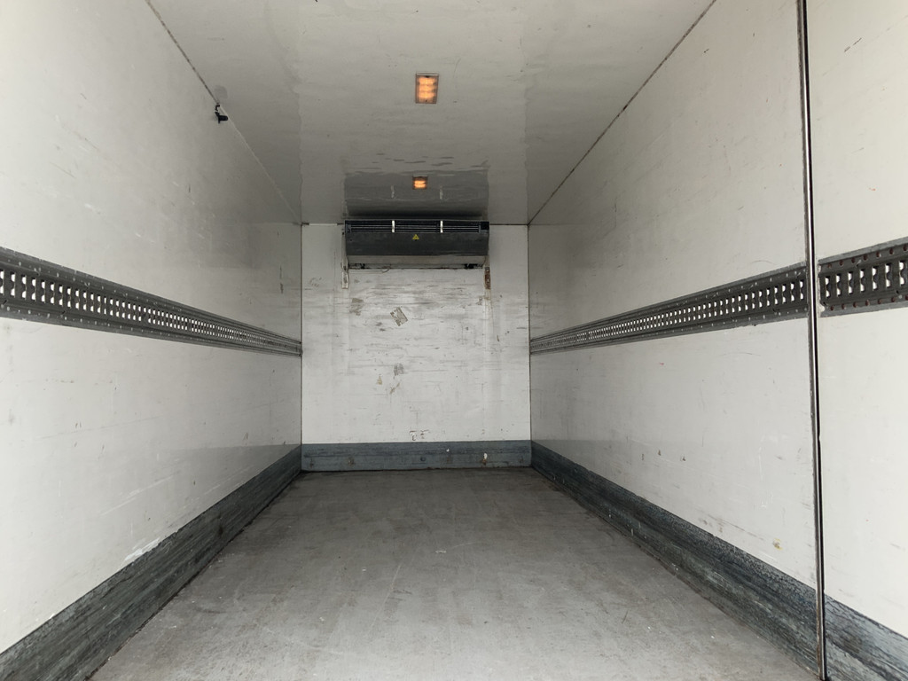46932670-4.jpg