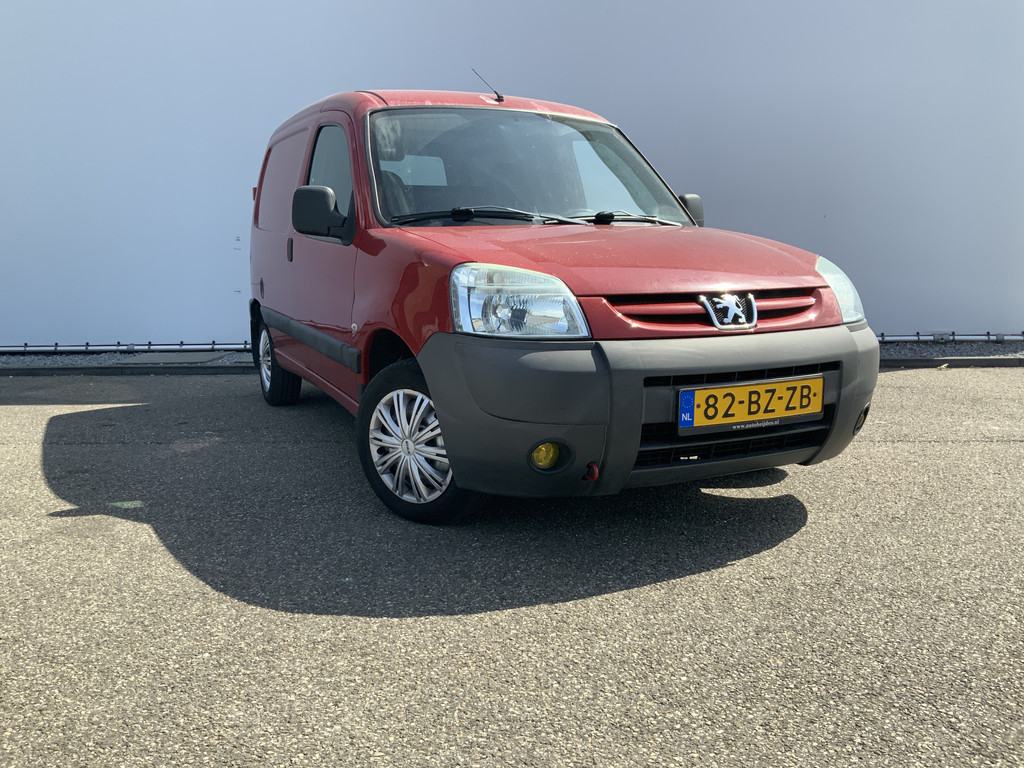 47092747-17.jpg