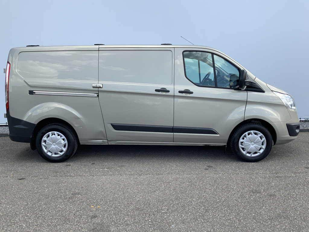 47092980-16.jpg