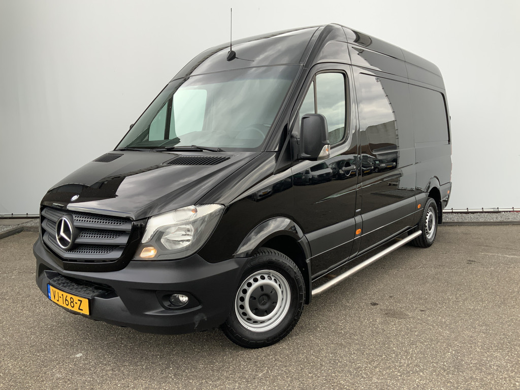 47322089