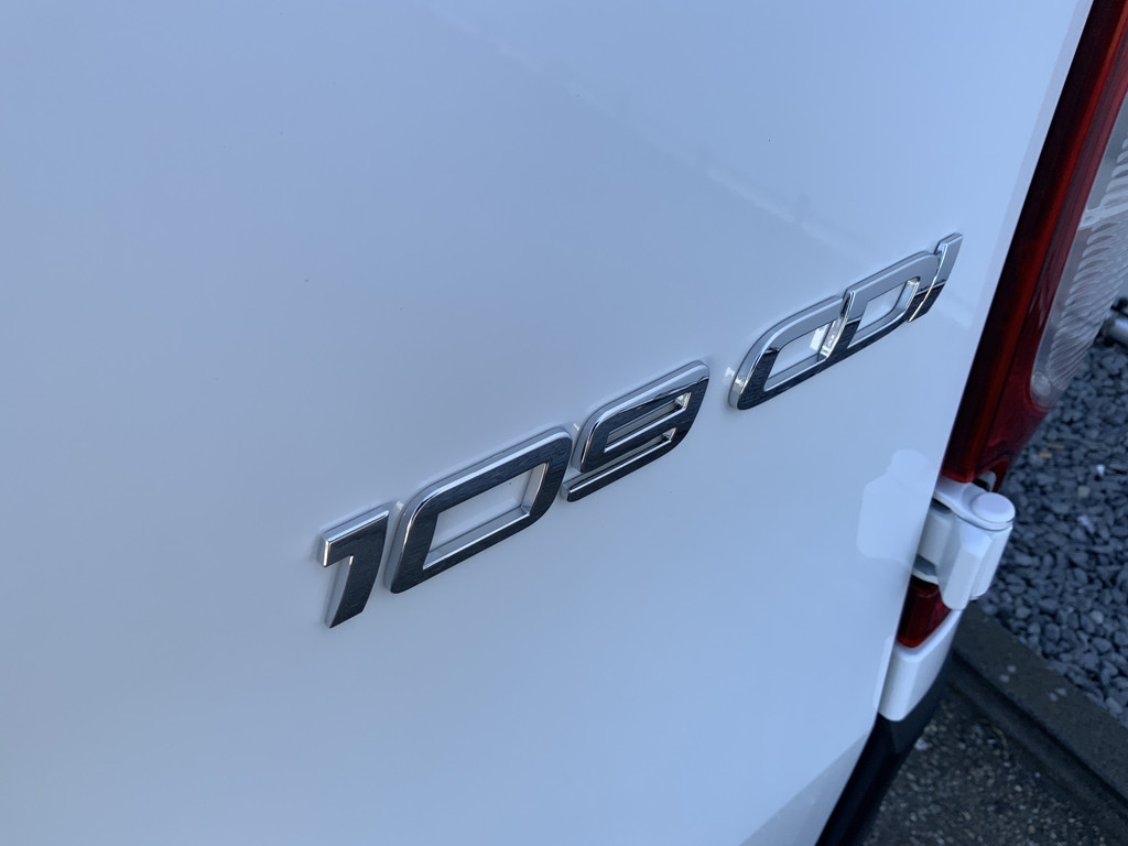 47394139-4.jpg
