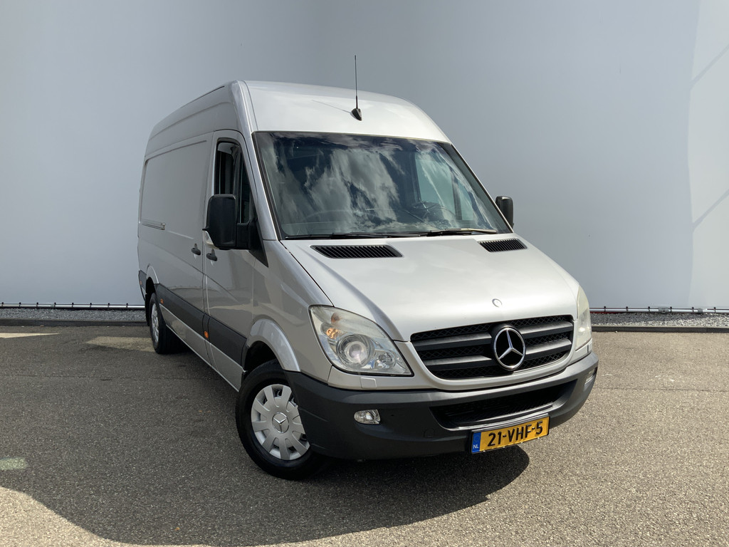 47570540-17.jpg