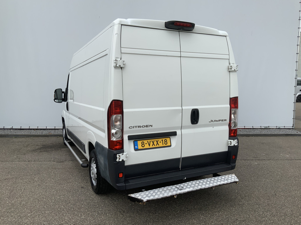 48690923-1.jpg