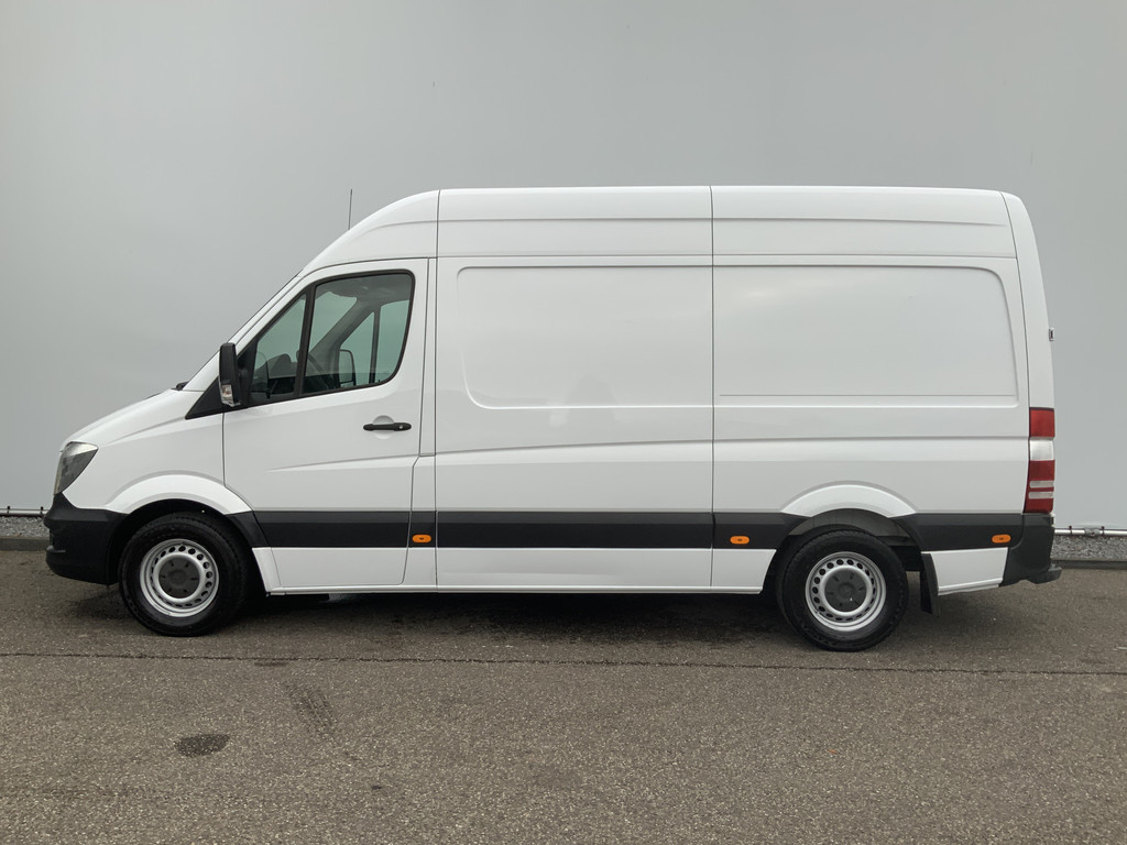 48691075-2.jpg