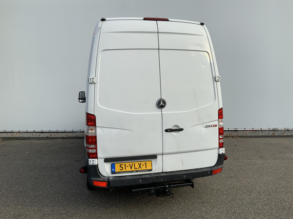 48692681-1.jpg