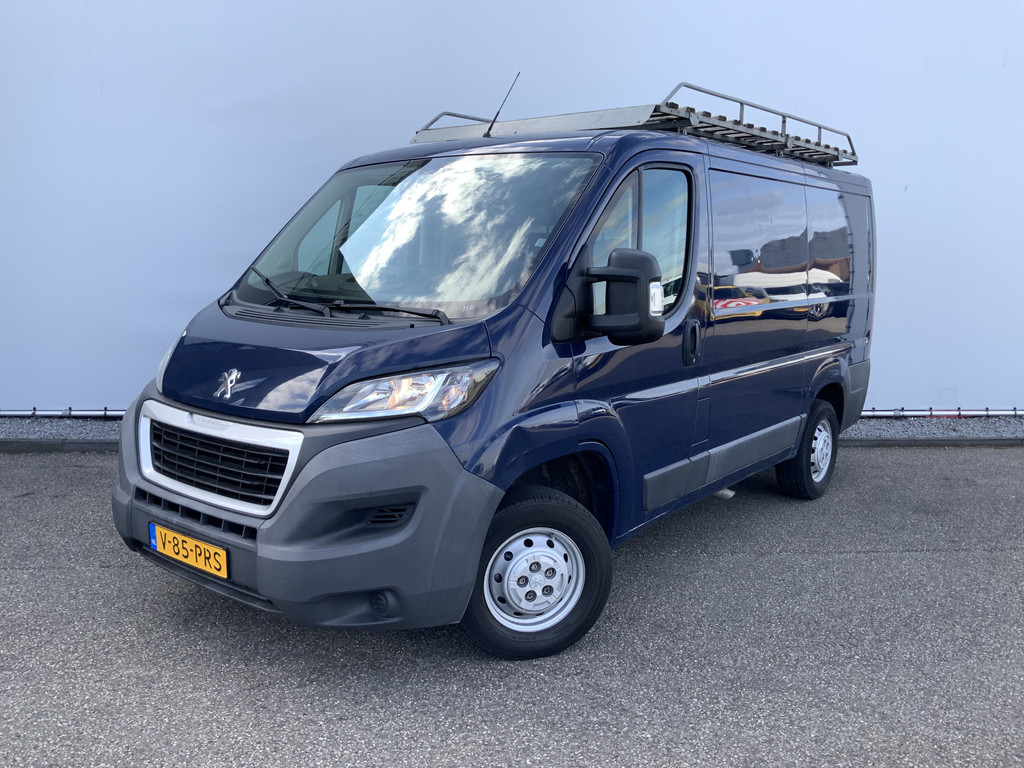 54749028