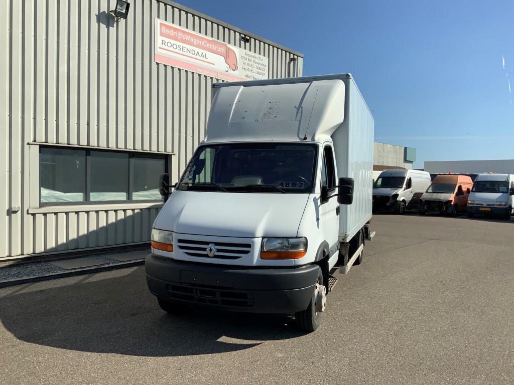 23580044