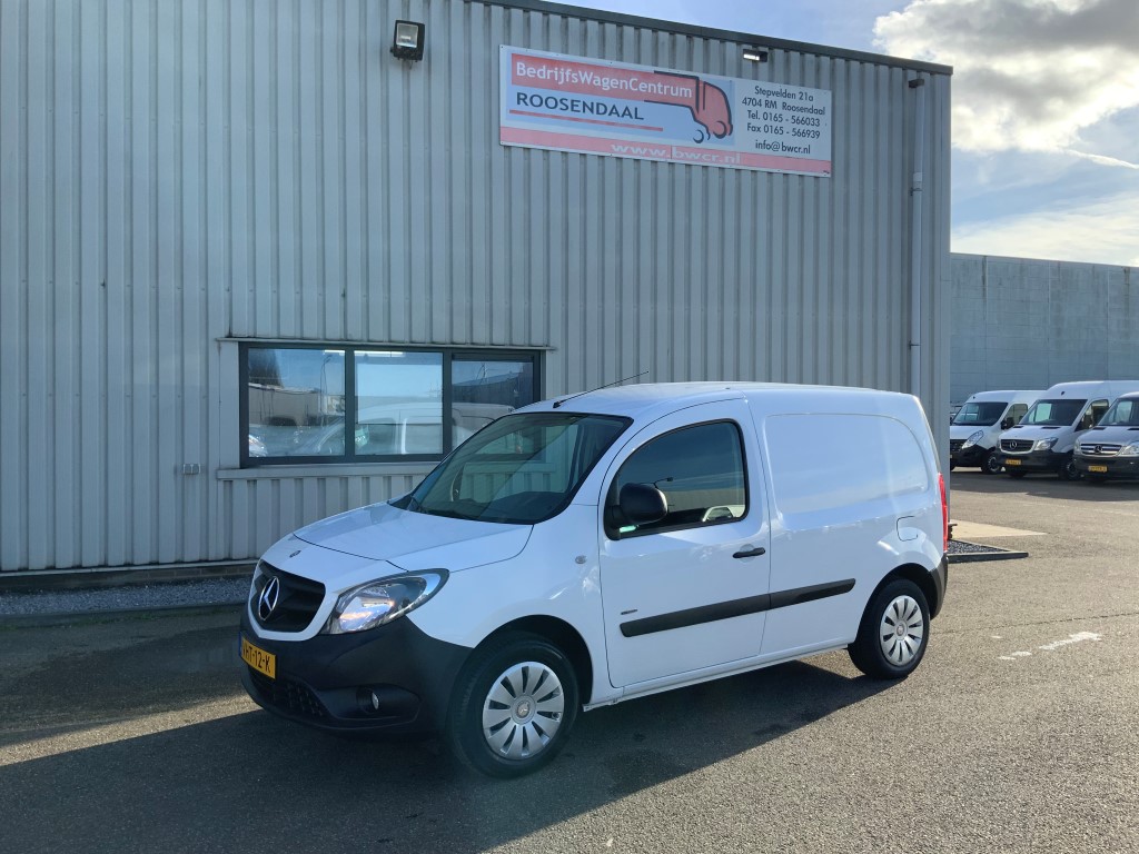 26082248