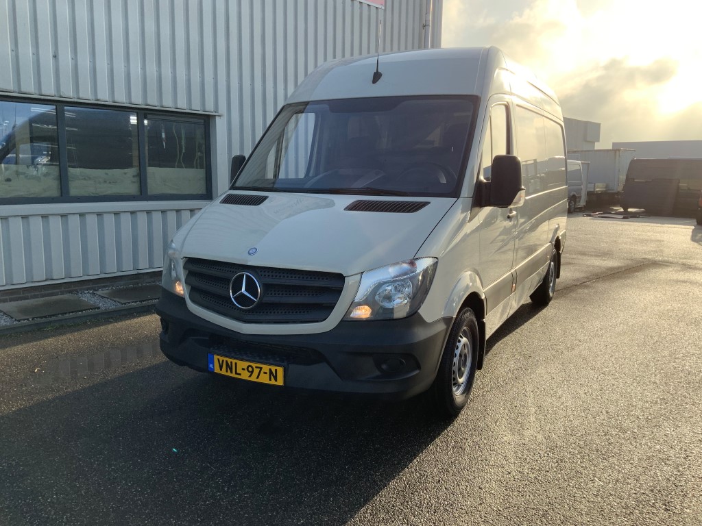 29716876