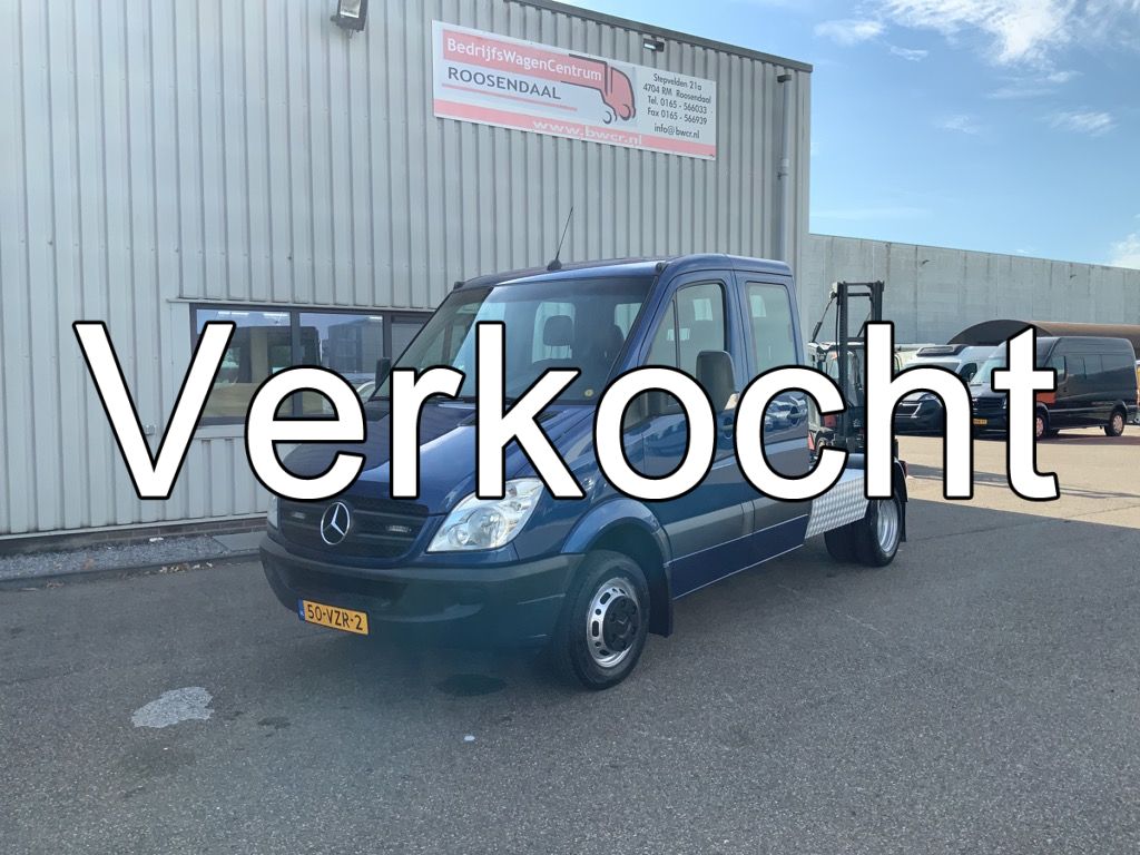 31785698