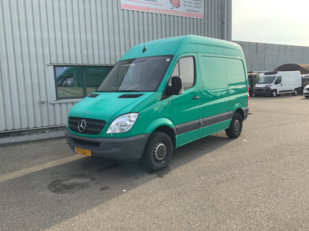 33204115