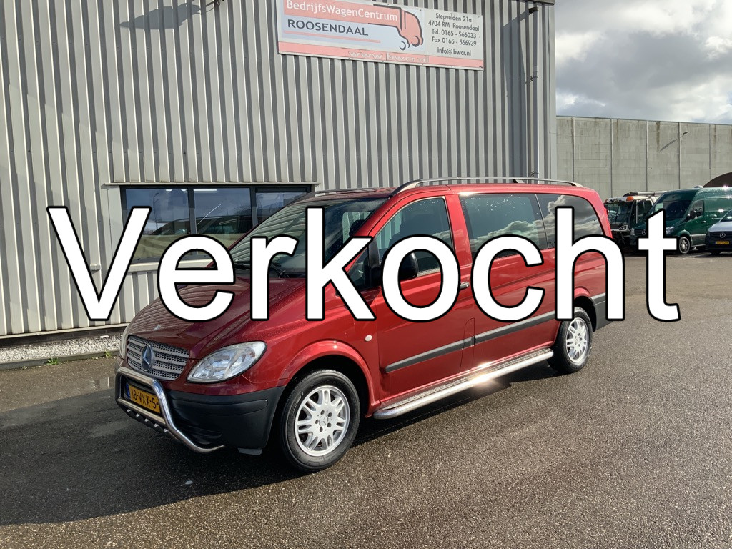 33705882
