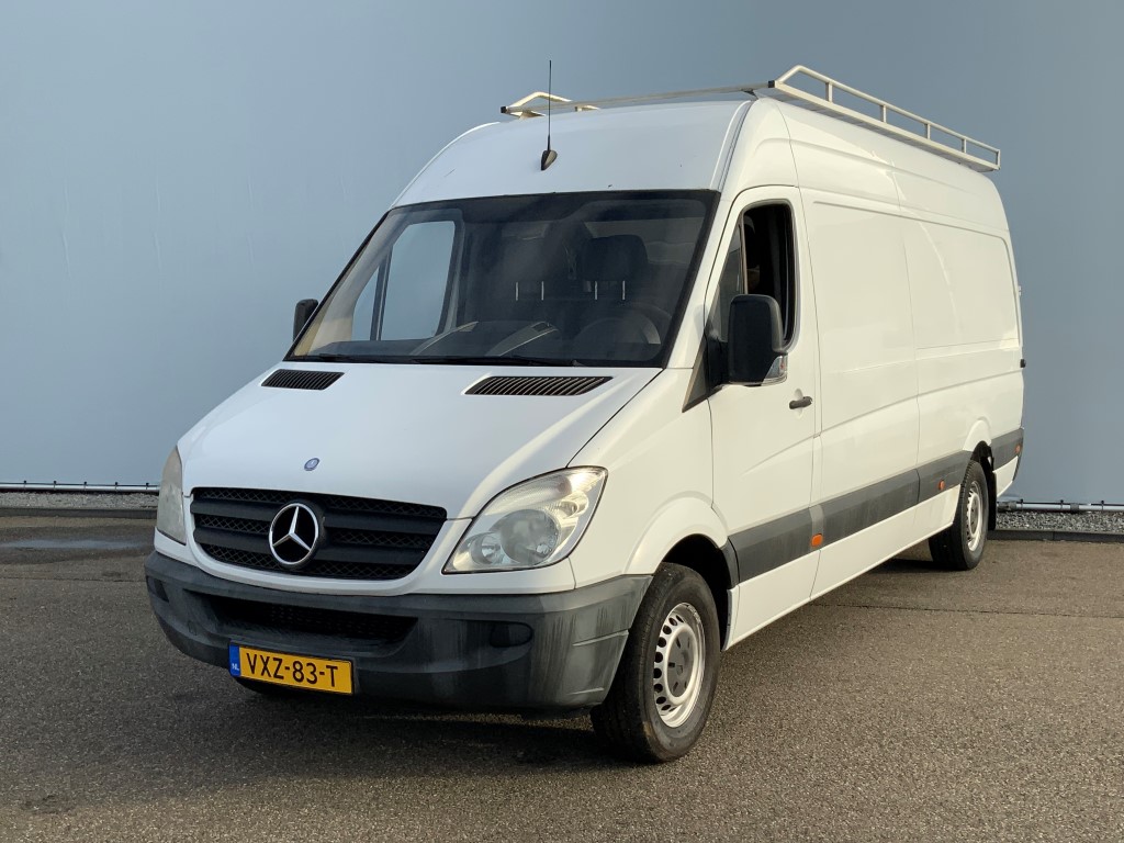 36200183