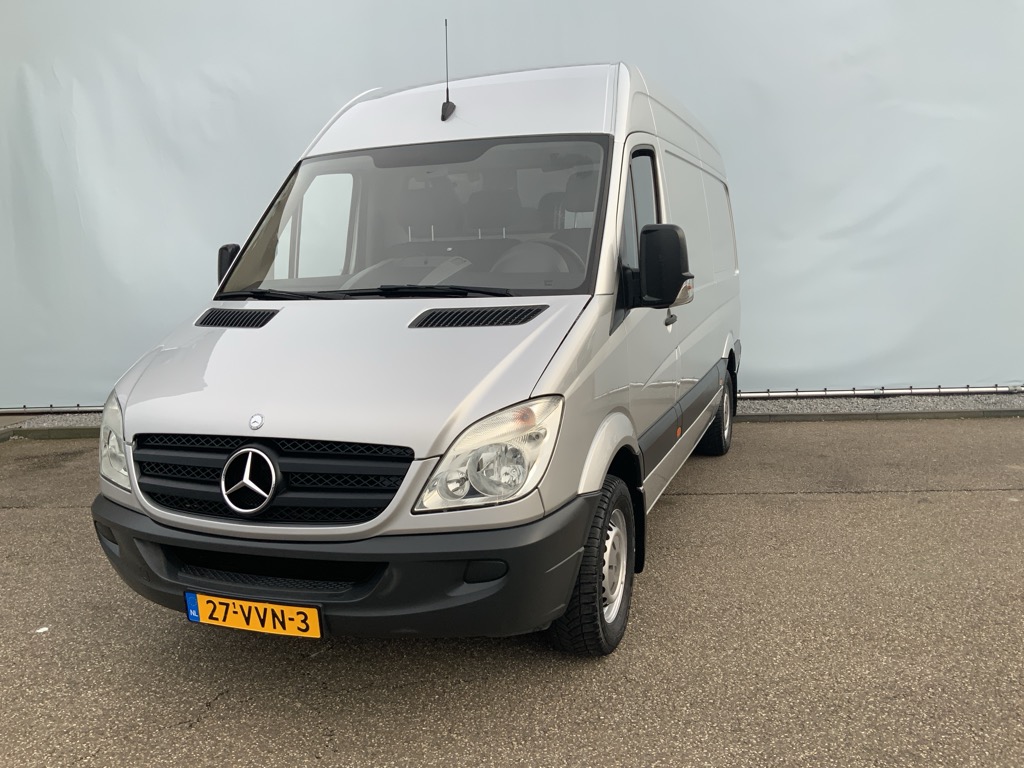 37007537